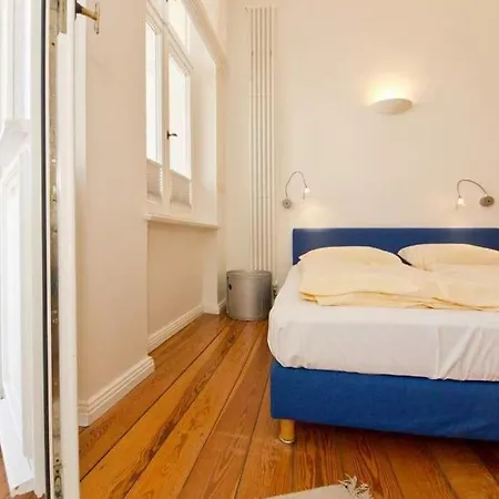 アパート Astrid, T4 Hamburg ゼーバート・ヘリングスドルフ